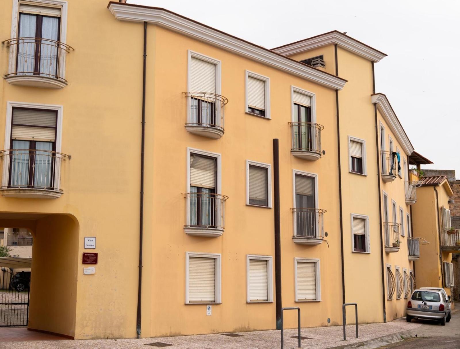 Appartamento In Centro Tortoli Exterior photo